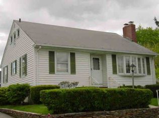 80 Ash Ave, Cranston, RI 02910