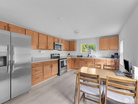5th image of 3333 228th Street SE #119