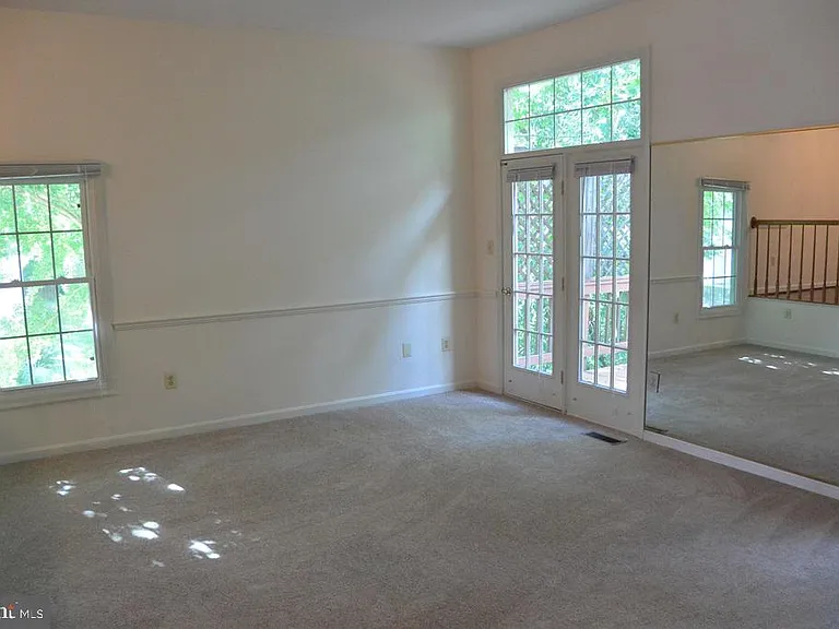 7034 Darby Towne Ct — Photo 13