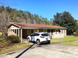 936 Edwards Lake Rd, Birmingham, AL 35235