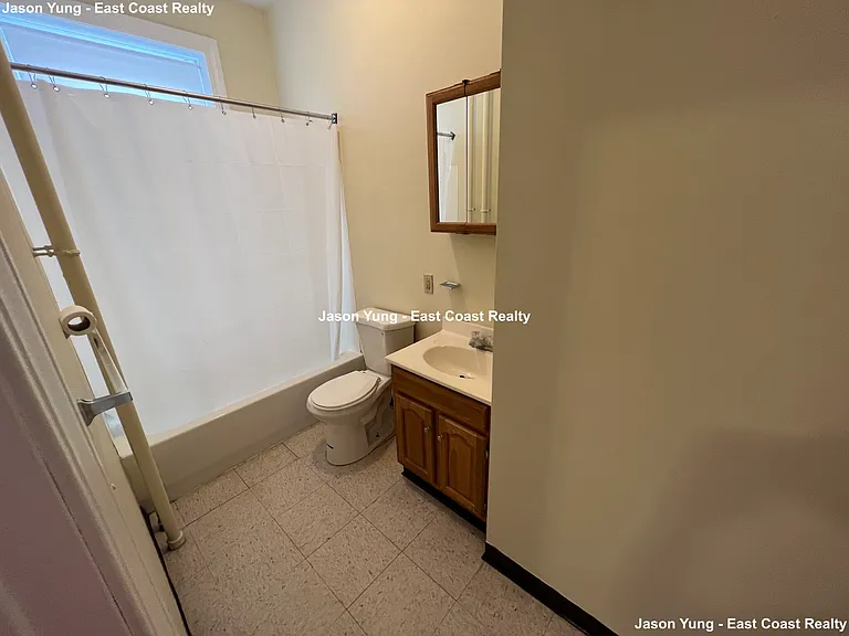 236 Kelton St #18 — Photo 5
