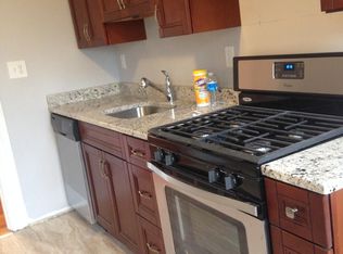 12 Osborne St #2, Salem, MA 01970