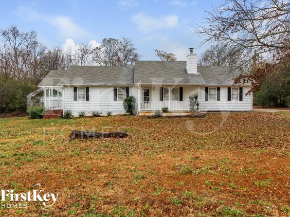 175 Planters Walk, Locust Grove, GA 30248 – 3-bedroom rental in Locust Grove