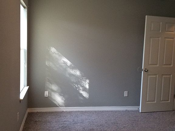 4th image of 225 Milray Ln #1