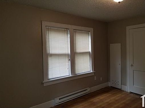5th image of 627 SW 30th St