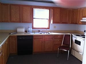 2nd image of 1457 Guilford St