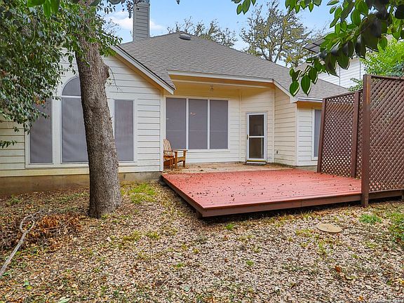 2nd image of 8831 Brae Park Dr