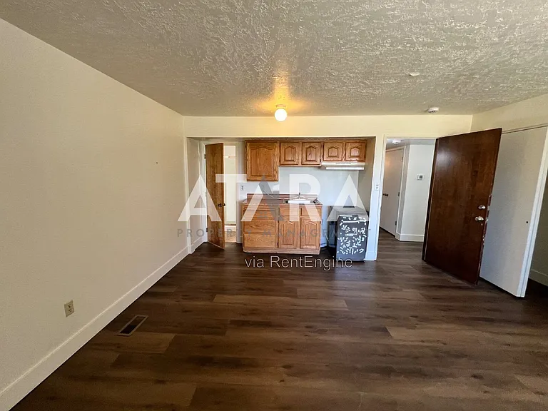 270-2020 North St — Photo 42