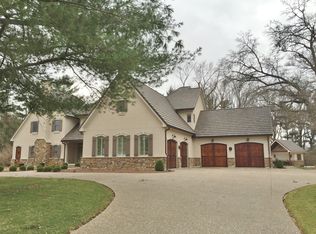 3404 Greenspointe Pkwy, Quincy, IL 62301