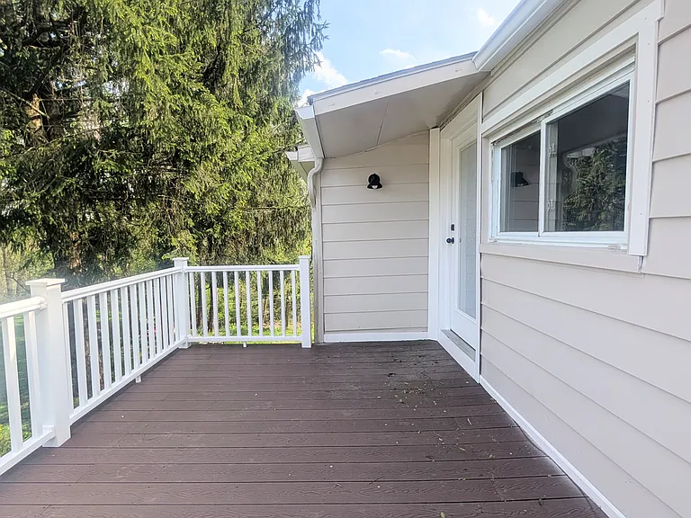 83 Promenade St — Photo 15