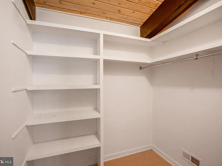 3406 Woodvalley Dr — Photo 6