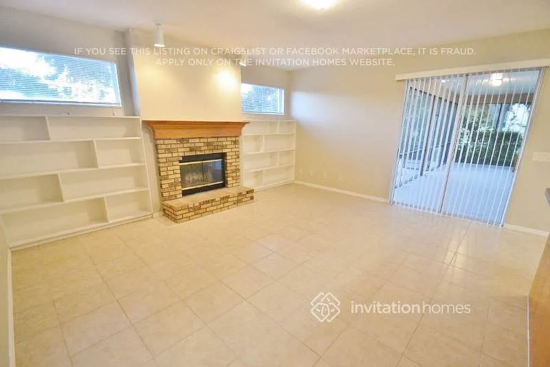 3942 Appletree Dr Valrico, FL 33594 — Photo 2