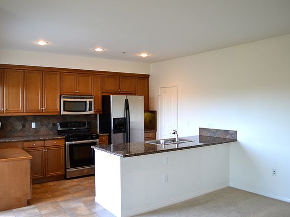 5th image of 6020 Seabluff Dr Unit 403