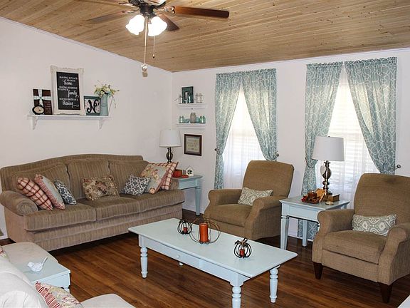 5th image of 3064 E Carrie Ln