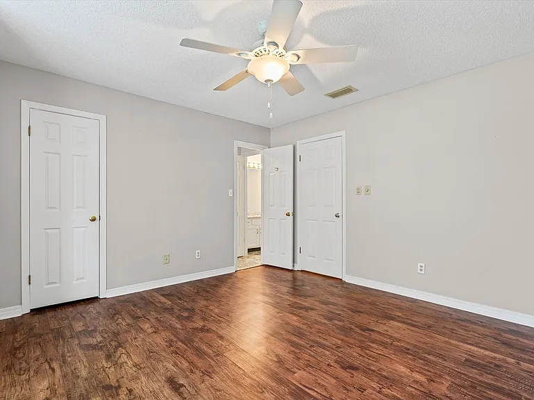 6637 Jackson Sq #B2 — Photo 12