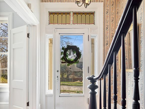 4th image of 501 South St