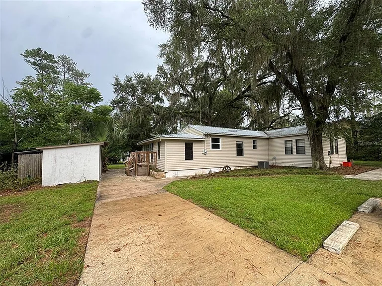 4025 SW 20th Dr — Photo 15