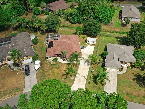 3rd image of 2764 Pickard Ln