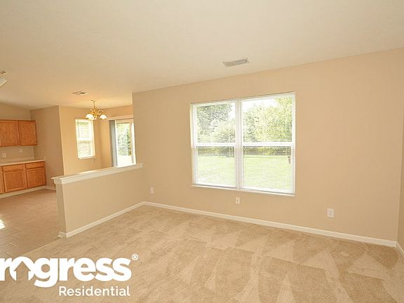 5th image of 8137 Twin River Dr