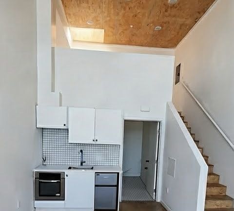 2nd image of 2142 Logan Ave #5
