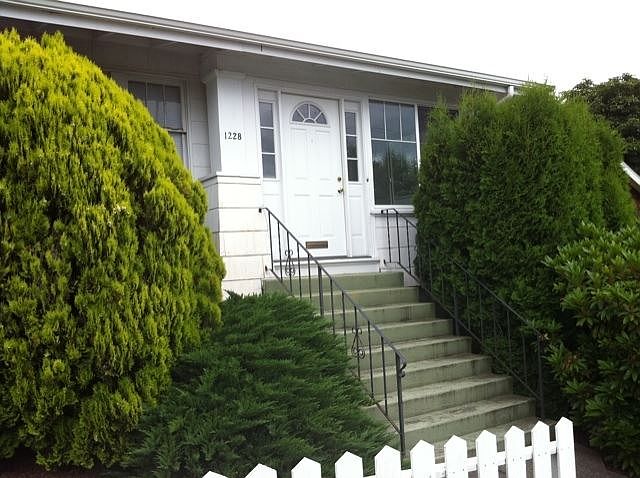 1st image of 1228 Burwell St