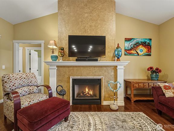 5th image of 817 NE Bunky Lane