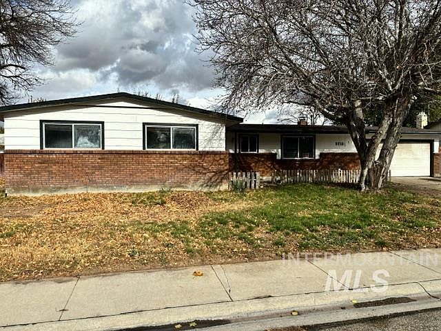 2nd image of 9718 W Caraway Dr