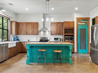 604 Saddlehorn Dr, Dripping Springs, TX 78620