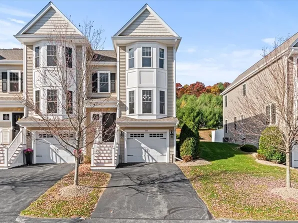 601 Crystal Way #601, Bellingham, MA 02019