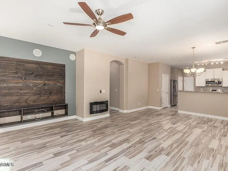 3828 E Bridgeport Pkwy — Photo 12