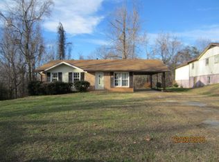 114 Crestwood Ct, Martinsville, VA 24112