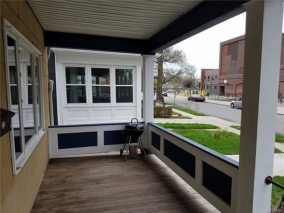 3rd image of 145 Baynes St