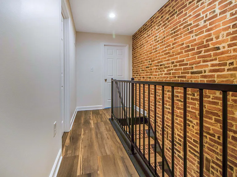 333 S Conkling St #A — Photo 12