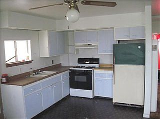 3rd image of 839 Grand Ave