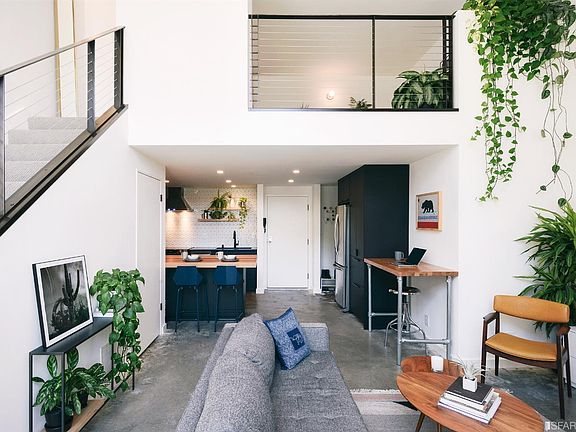 2nd image of 68 McCoppin St APT 1