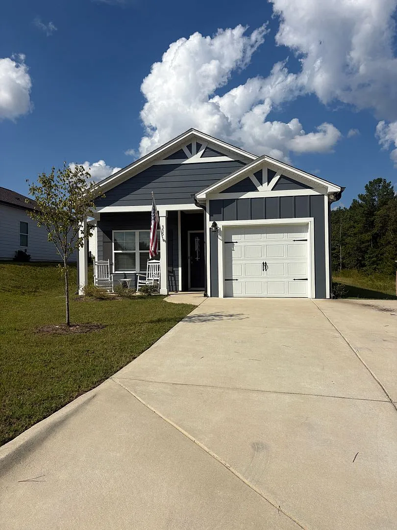 New For Rent in Moody! — Photo 2