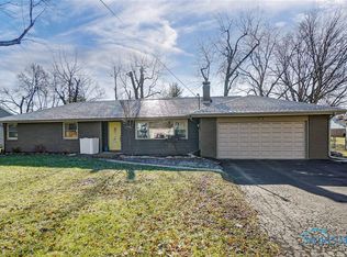 1317 Shady Ln, Findlay, OH 45840