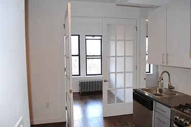 Rented by Urban Ambiance