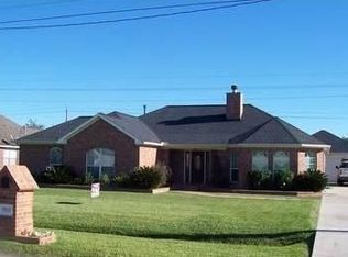 12007 W River Run Dr, Mont Belvieu, TX 77523