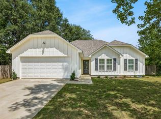 4340 Castle Heights Dr, Memphis, TN 38141