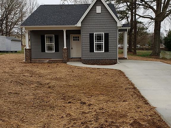 4th image of 108 Churchill Dr