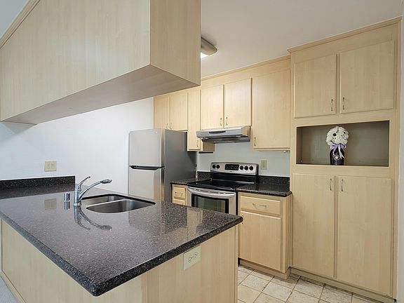 3rd image of 7202 Shelter Creek Ln
