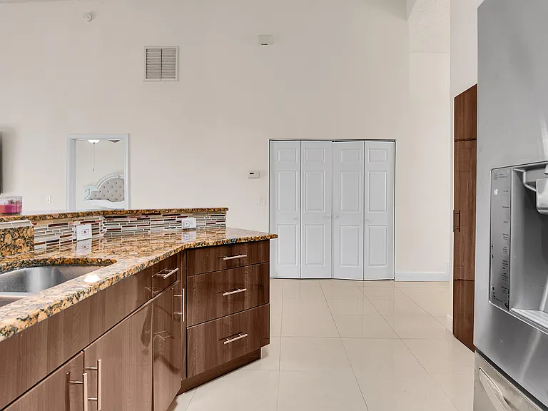 7705 Forest Green Ln — Photo 13