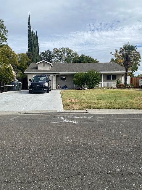 1st image of 1920 Terrace Dr