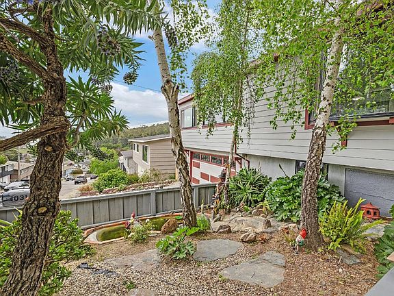 2nd image of 1031 Zamora Dr