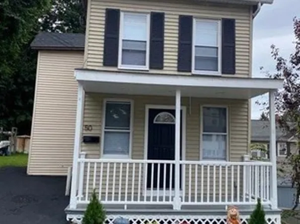 50 Spruce St, Clinton, MA 01510