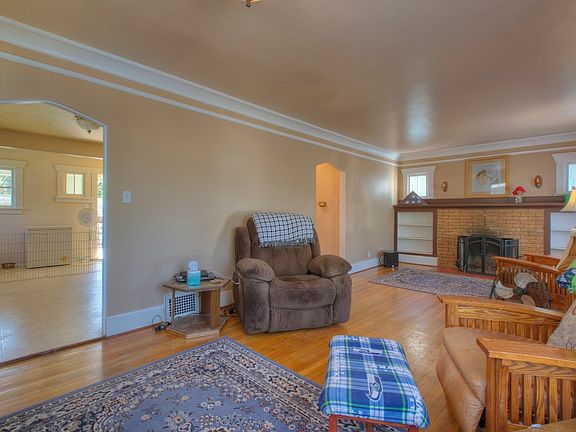 5th image of 4323 Fawcett Ave