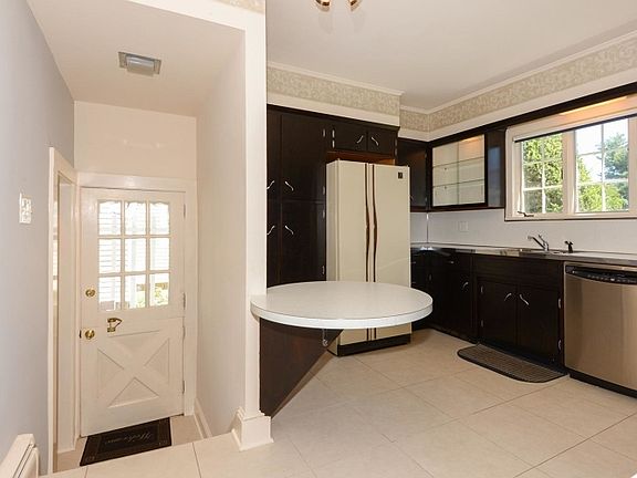 Before Pic of Kitchen