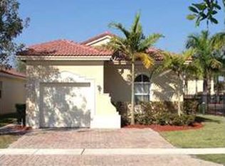 1032 NE 39th Ave, Homestead, FL 33033