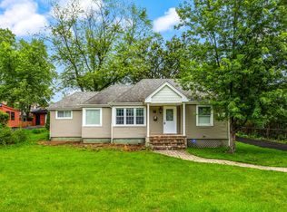 603 Greendale Rd, Glenview, IL 60025